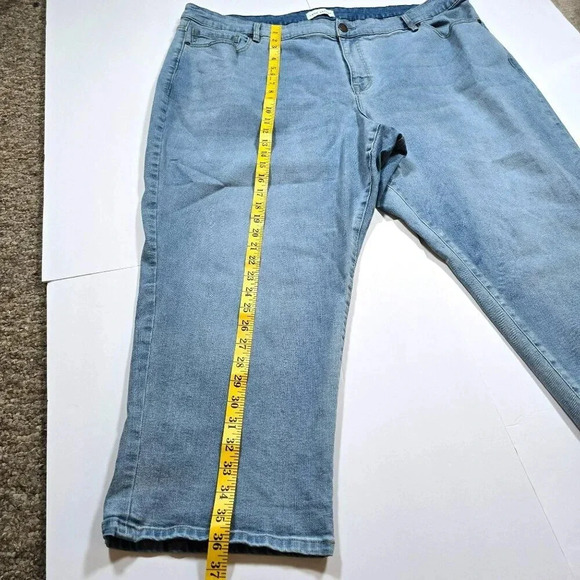 Lane Bryant Womens Plus Size 24 Mid- rise Boyfriend capri Blue Denim Jeans - Picture 5 of 11